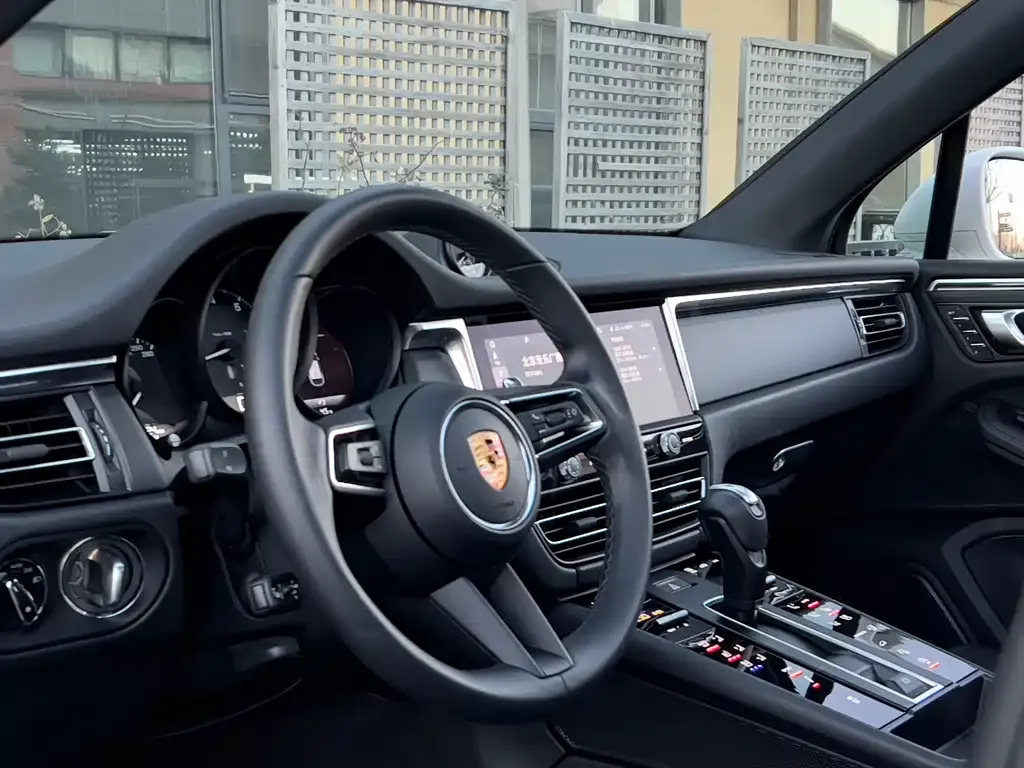 Porsche Macan — фото 2