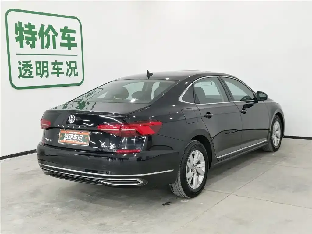 Volkswagen Passat — фото 4
