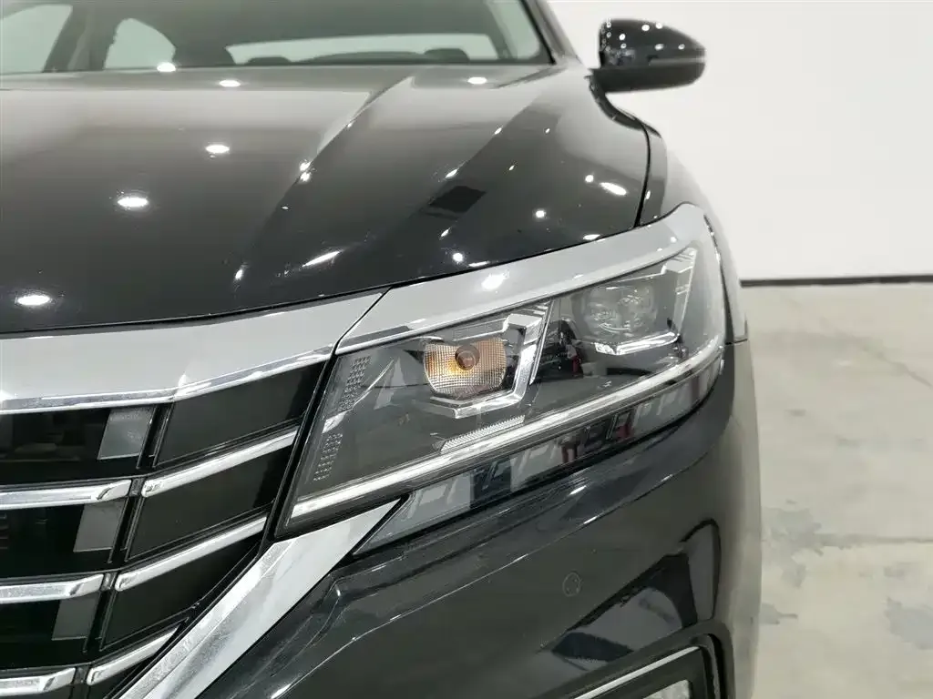 Volkswagen Passat — фото 2