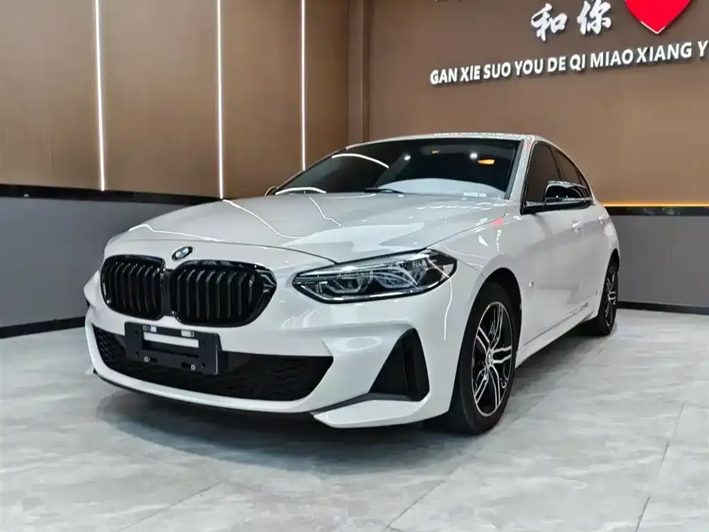 BMW 1 Series — фото 1
