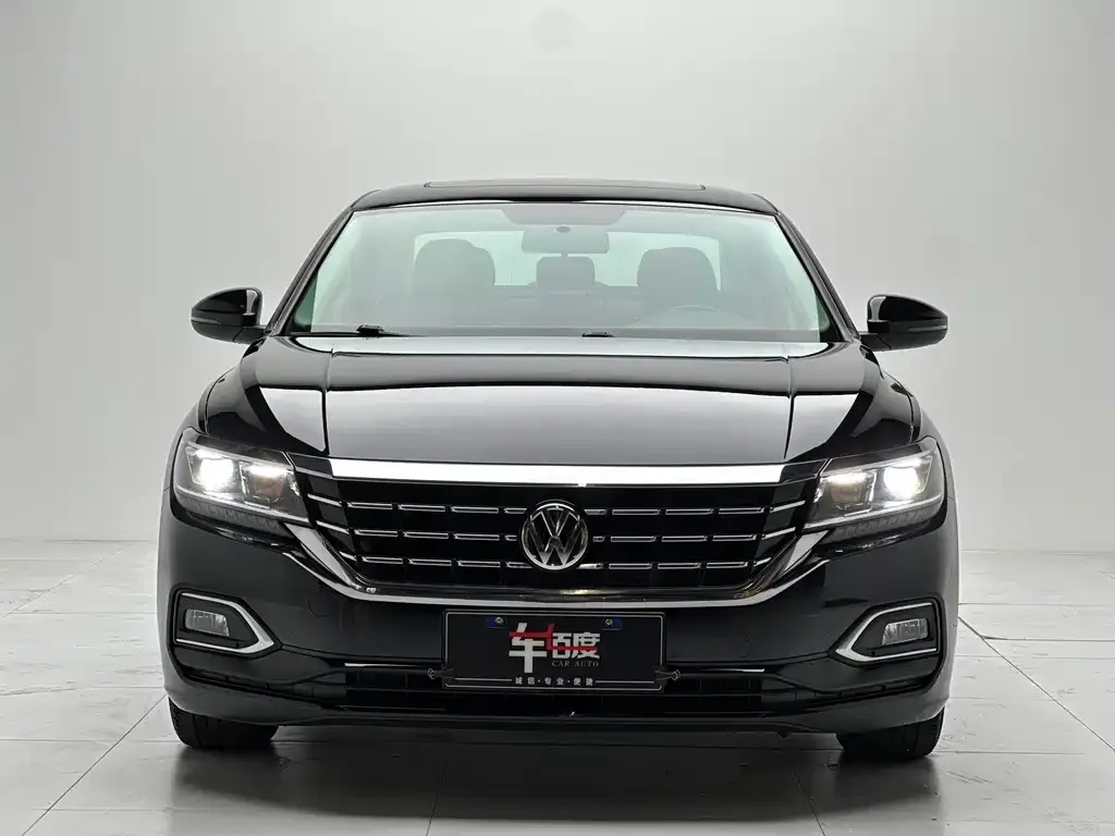 Volkswagen Passat — фото 2