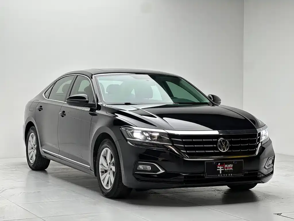 Volkswagen Passat — фото 3