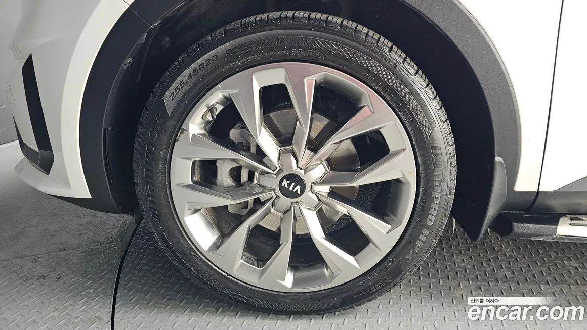 Kia Sorento — фото 10