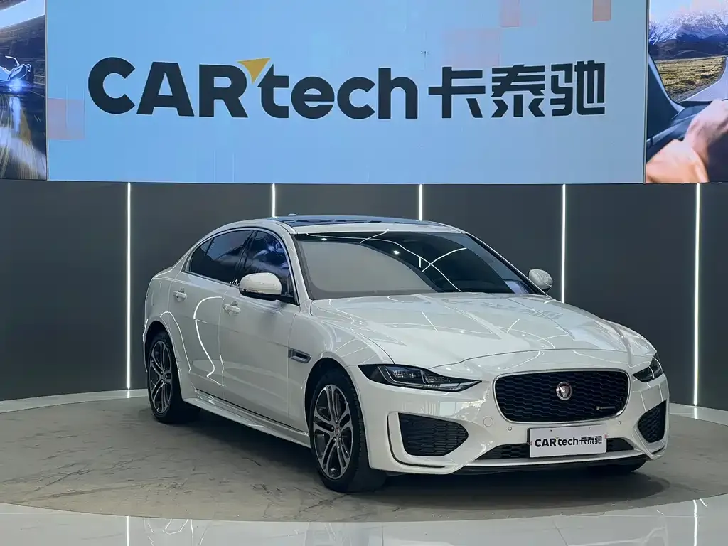 Jaguar XEL — фото 10