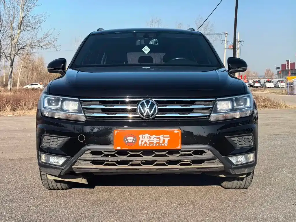 Volkswagen Tiguan L — фото 2
