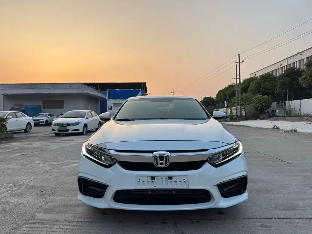 Honda Inspire — фото 2