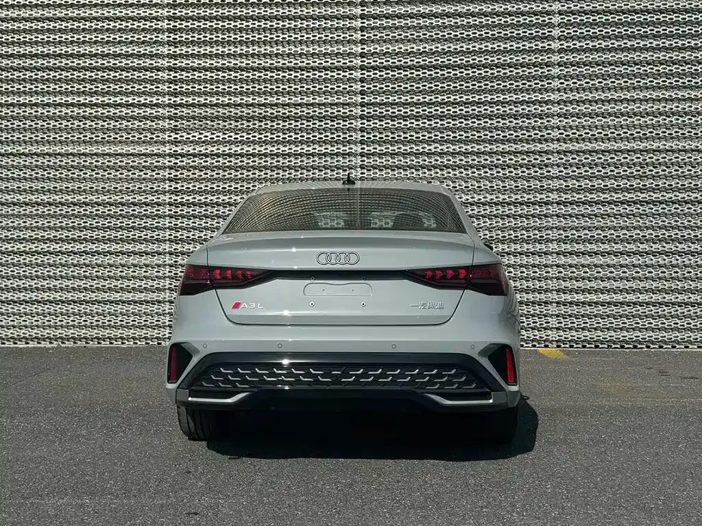 Audi A3 — фото 10