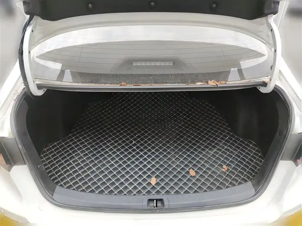 Toyota Allion — фото 10
