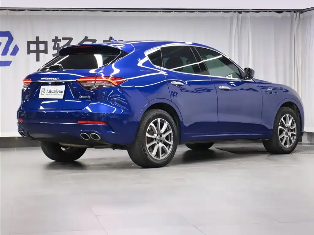 Maserati Levante — фото 4