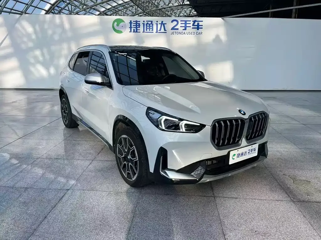 BMW X1 — фото 2