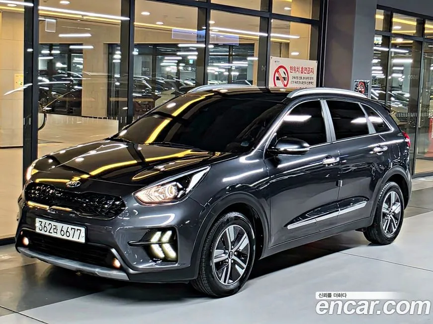 Kia Niro — фото 1