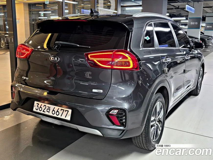 Kia Niro — фото 10