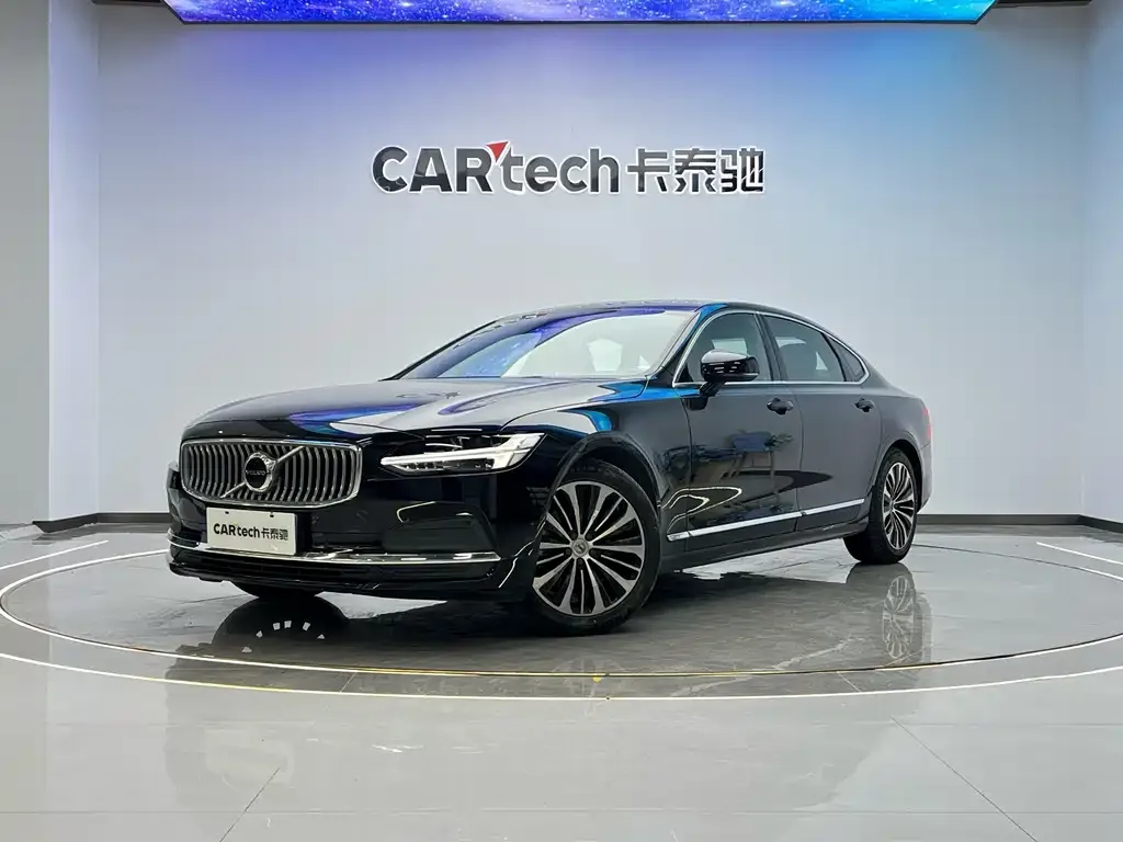 Volvo S90 — фото 1
