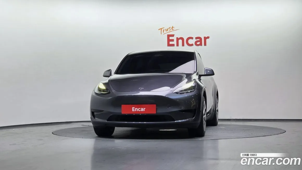 Tesla Model Y — фото 3
