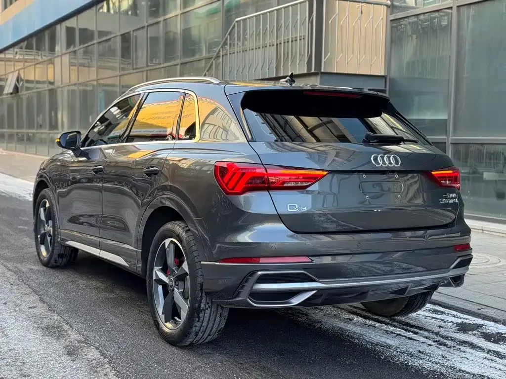 Audi Q3 — фото 5