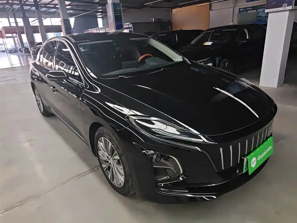 Hongqi E-QM5 — фото 8