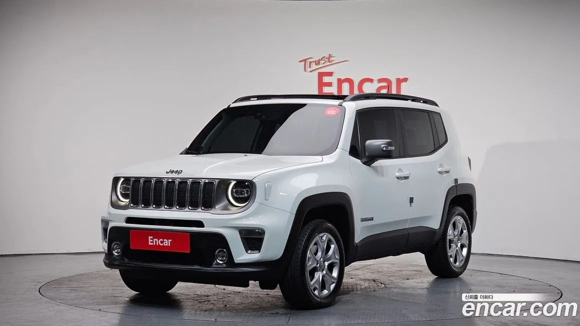 Jeep Renegade — фото 1
