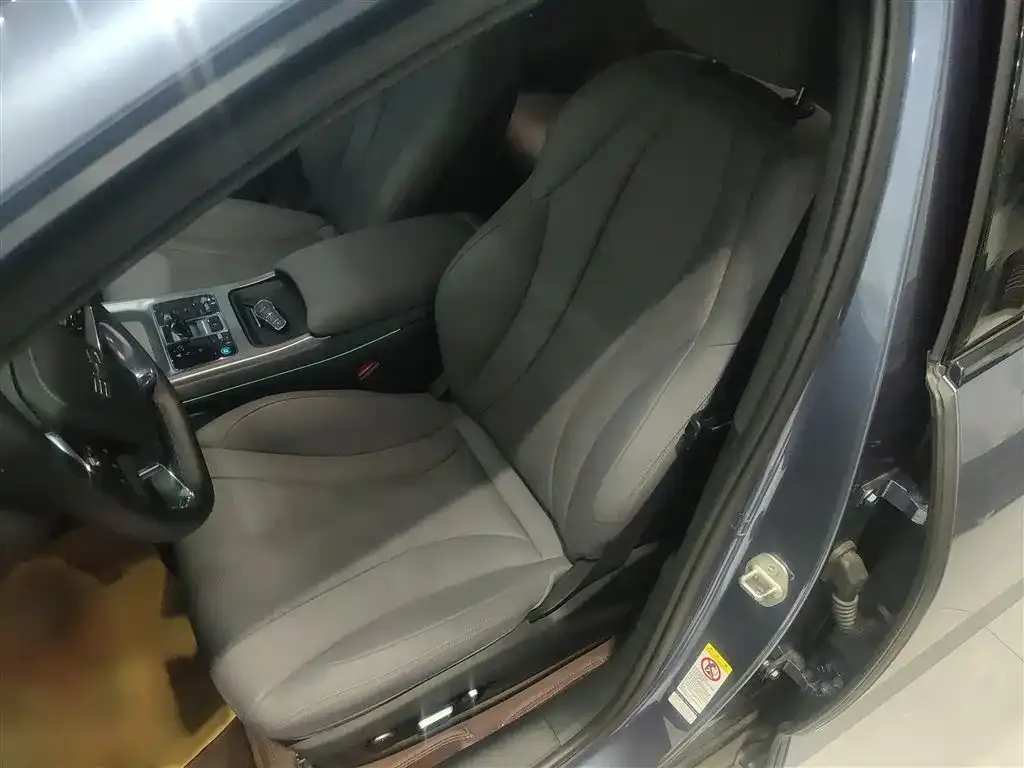 BYD Seal — фото 6