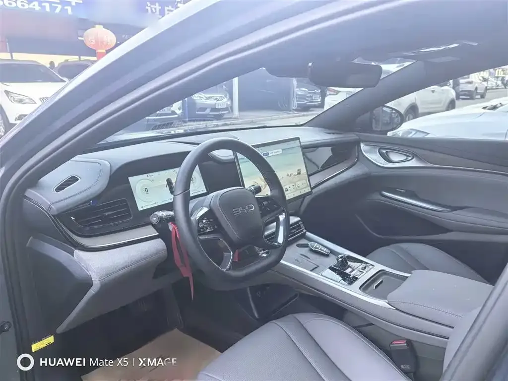 BYD Seal — фото 9