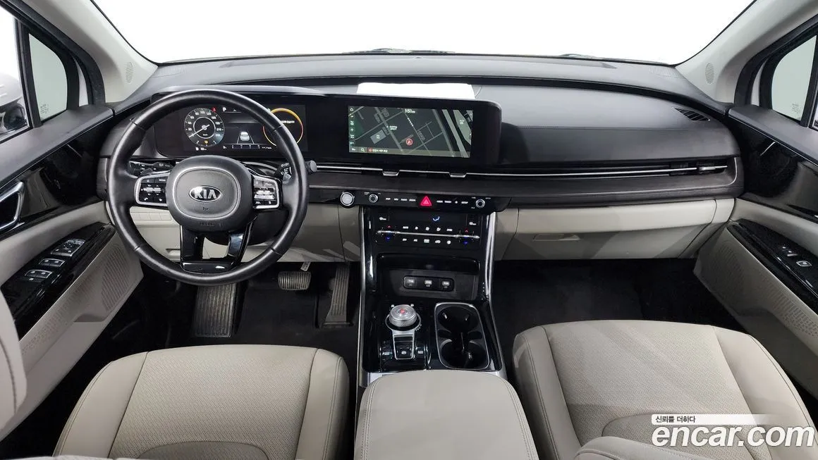 Kia Carnival — фото 9