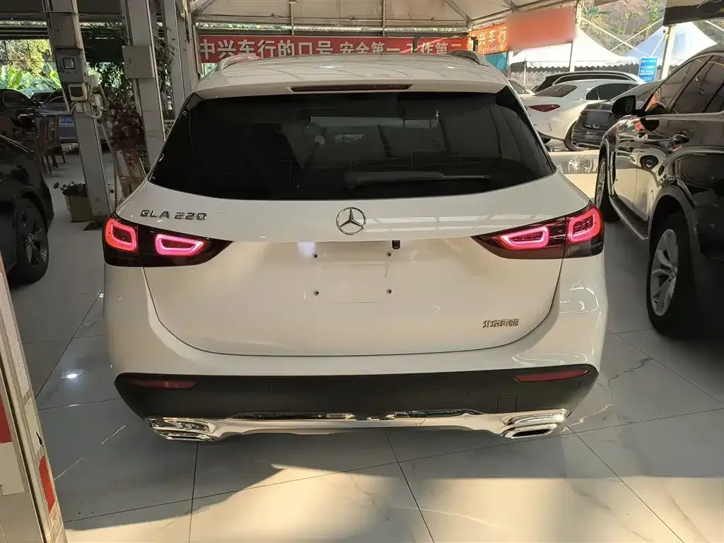 Mercedes-Benz GLA — фото 2