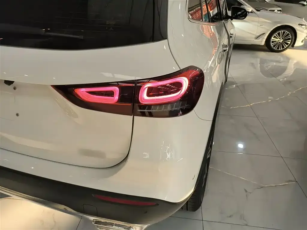 Mercedes-Benz GLA — фото 4