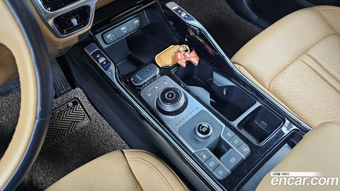 Kia Sorento — фото 10