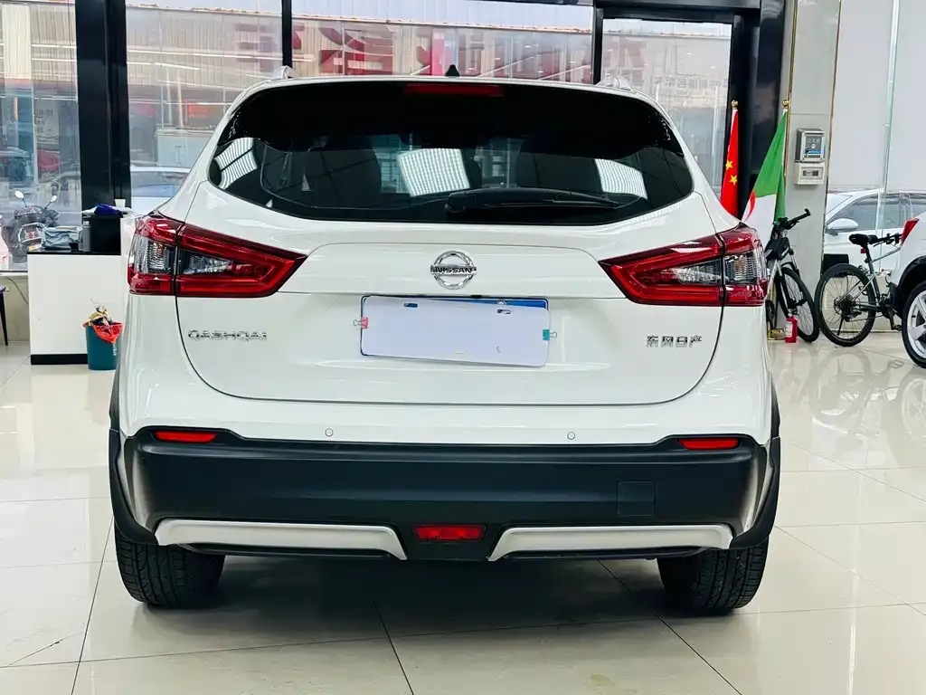 Nissan Qashqai — фото 3