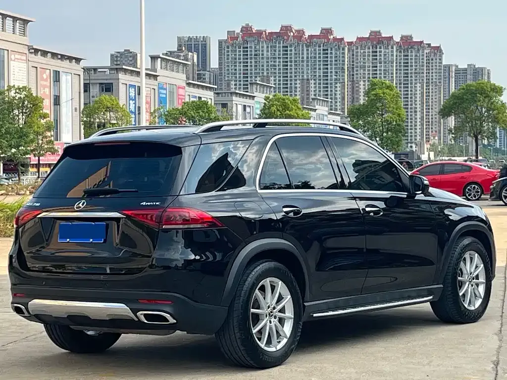 Mercedes-Benz GLE — фото 6