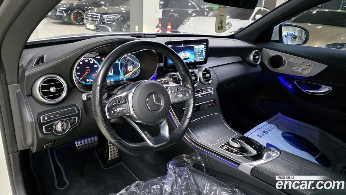 Mercedes-Benz C-Class — фото 10