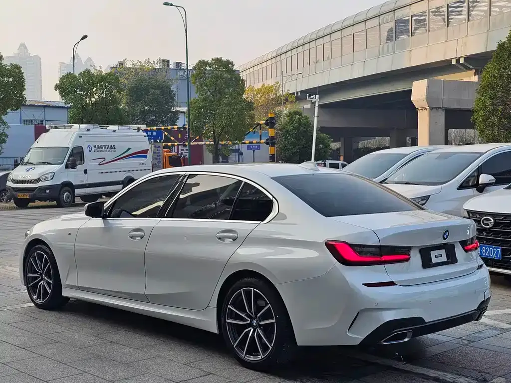 BMW 3 Series — фото 10