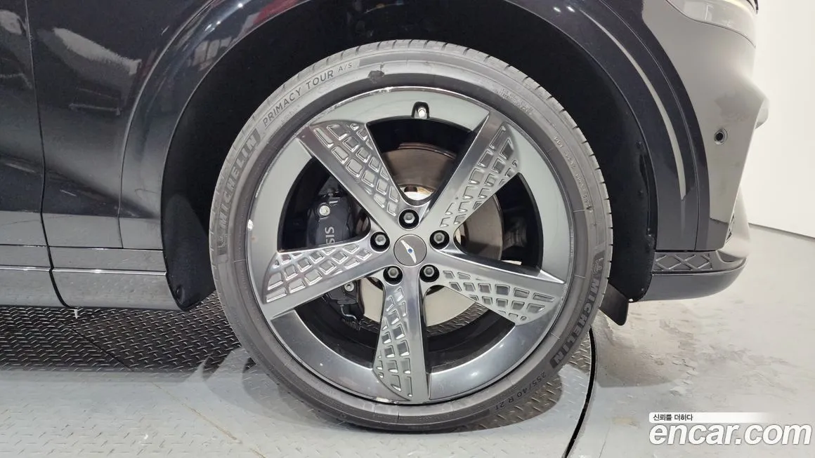 Genesis GV70 — фото 9
