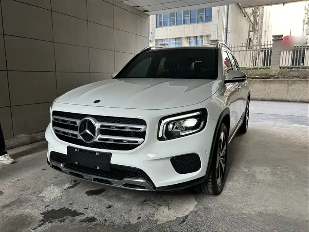 Mercedes-Benz GLB — фото 3