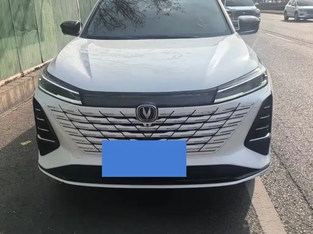 Changan CS75PLUS — фото 4