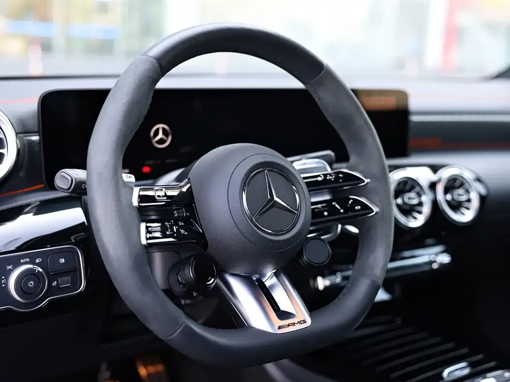 Mercedes-Benz A-Class AMG (Import) — фото 8