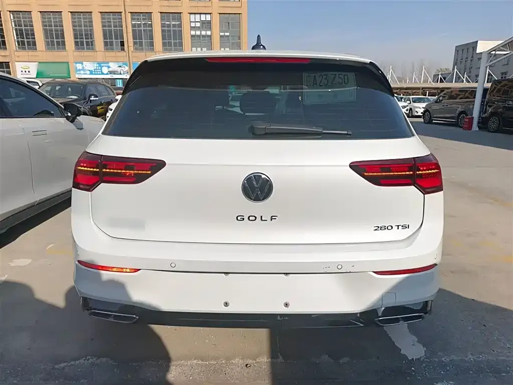 Volkswagen Golf — фото 6