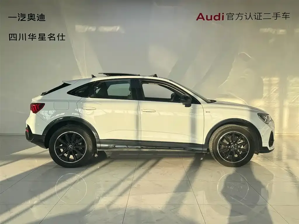 Audi Q3 Sportback — фото 10