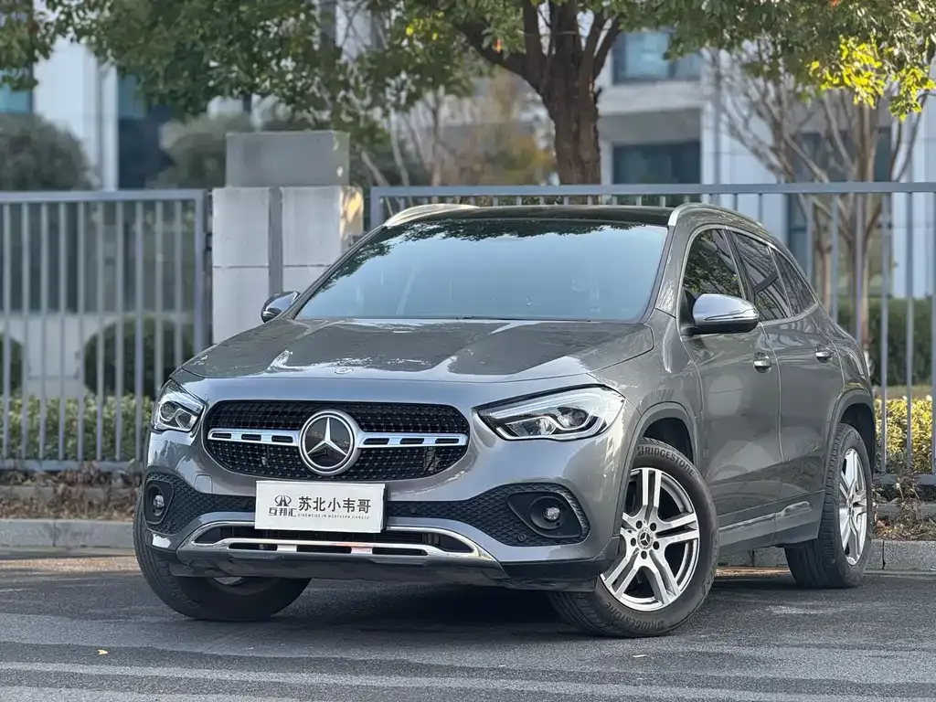 Mercedes-Benz GLA — фото 1