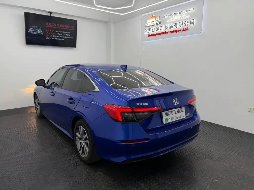 Honda Civic — фото 4