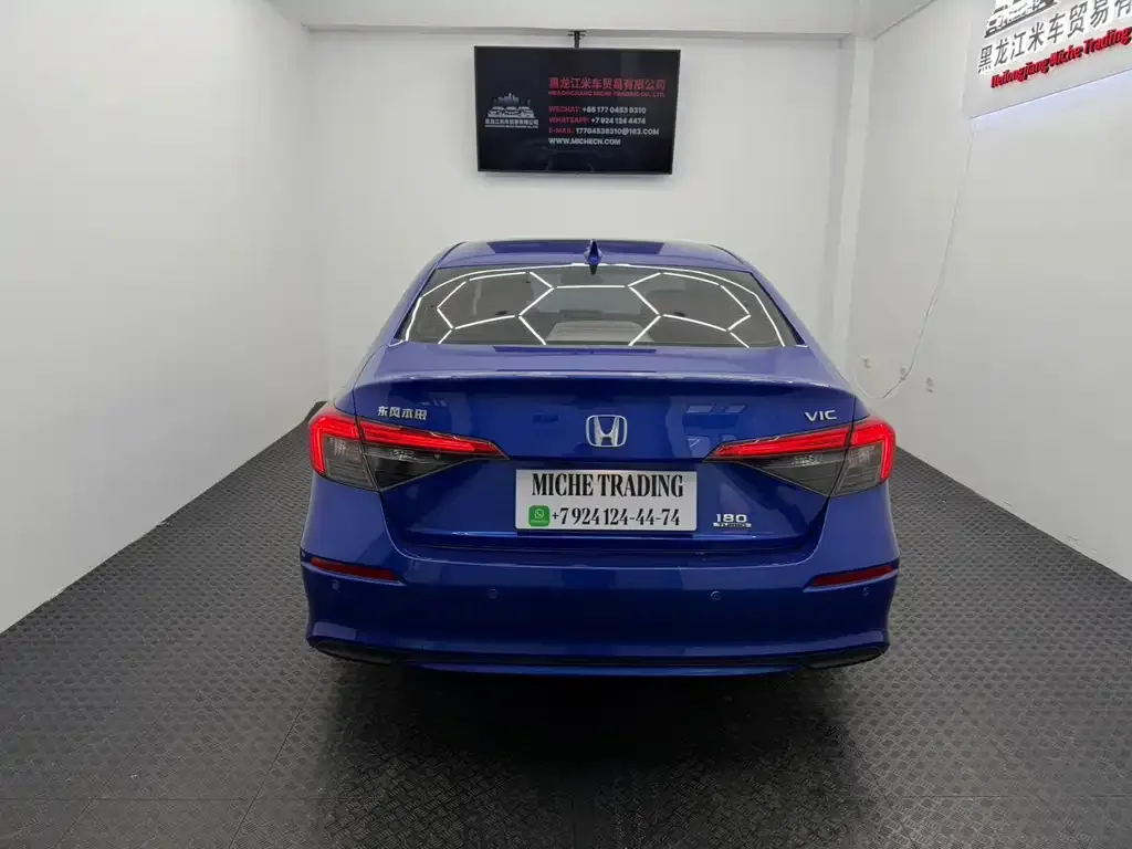Honda Civic — фото 5