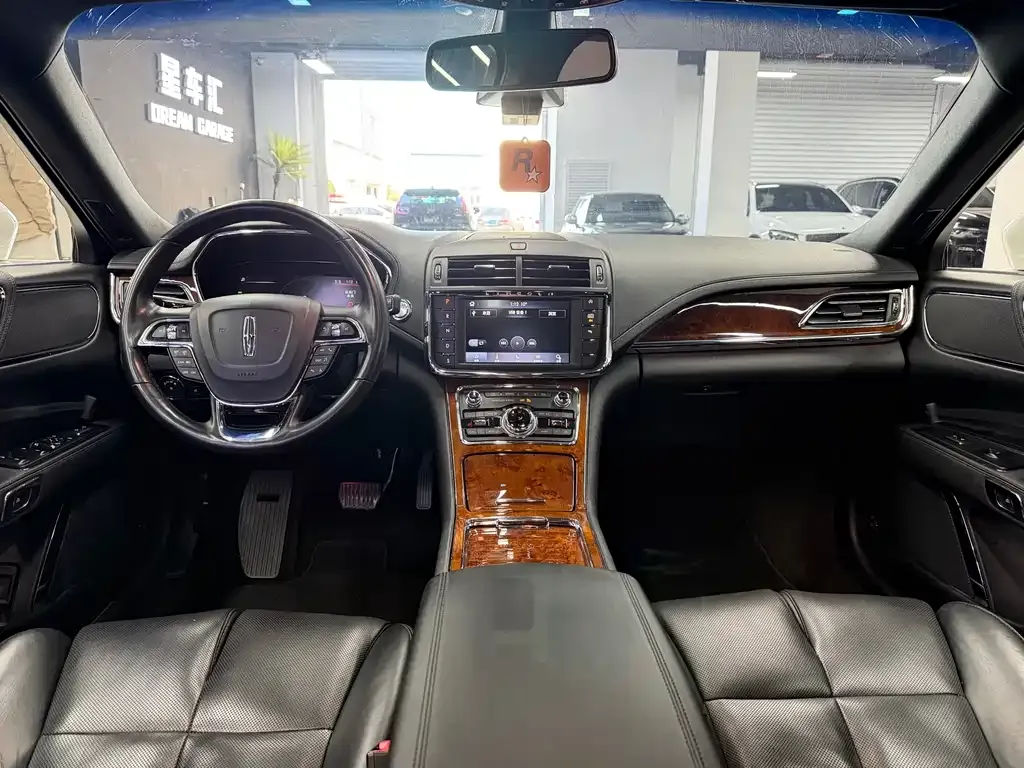 Lincoln Continental — фото 9