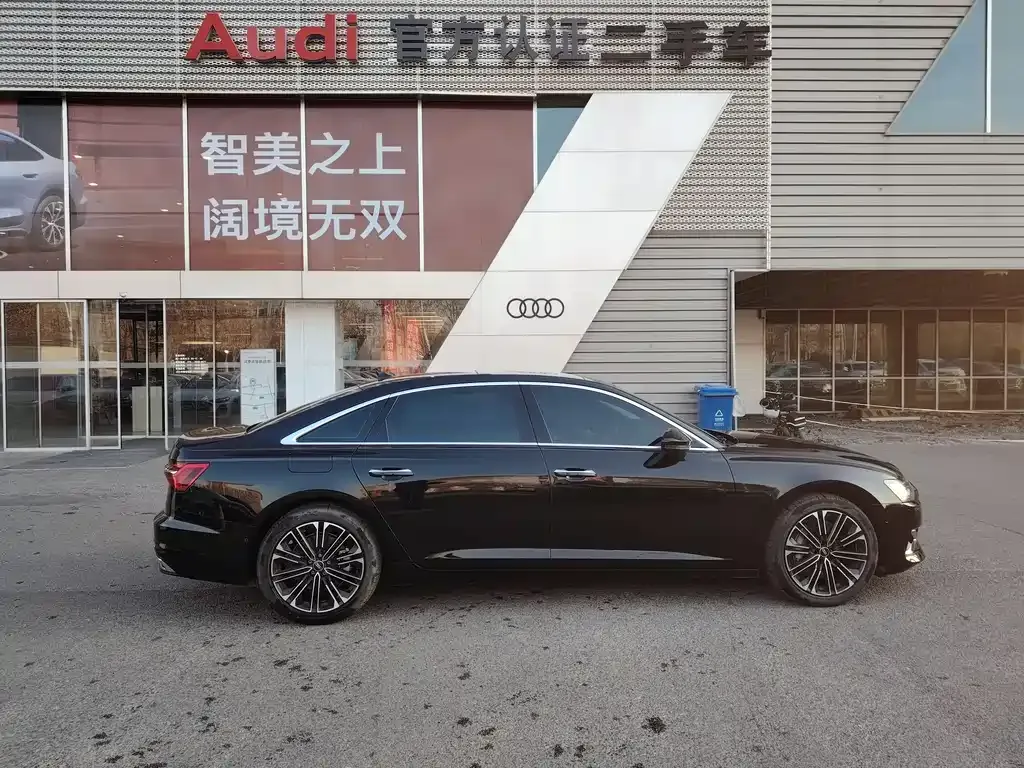Audi A6L — фото 2