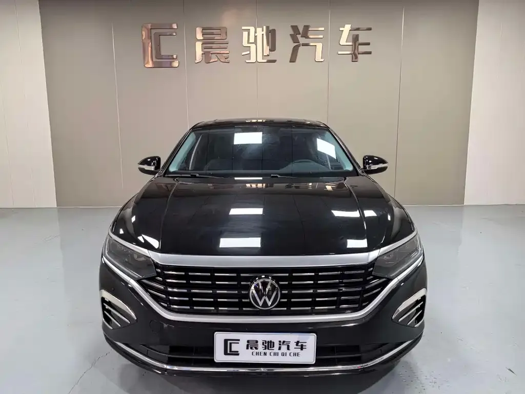 Volkswagen Passat — фото 2