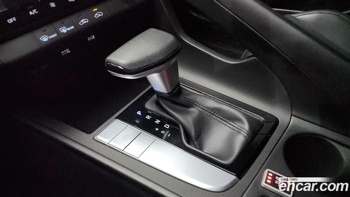 Hyundai AVANTE — фото 3