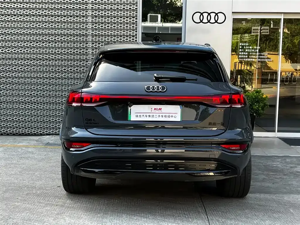 Audi Q6L e-tron — фото 6