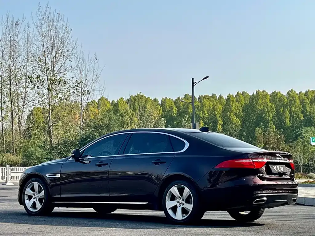 Jaguar XFL — фото 4