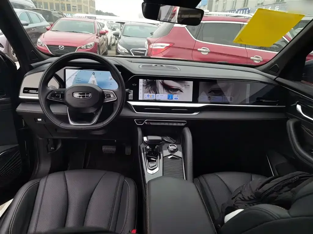 Geely Xingyue L — фото 10