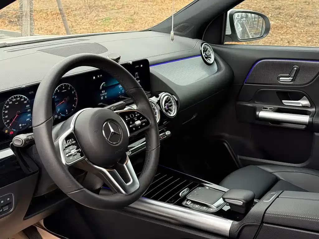 Mercedes-Benz GLA — фото 5