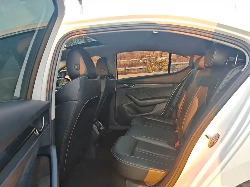 Skoda Octavia — фото 10