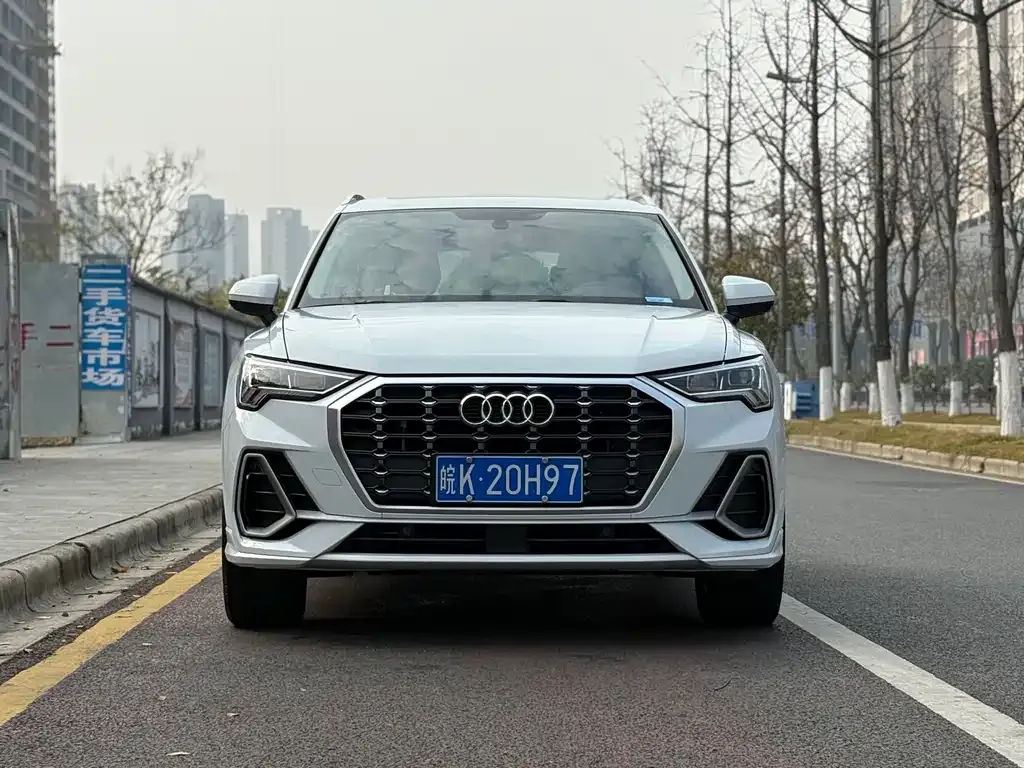 Audi Q3 — фото 4